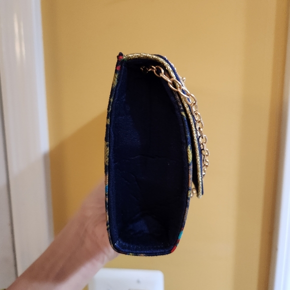 OKPTA Vintage Blue Floral/Gold Fabric Appliques Clutch with Gold Chain Strap - Picture 4 of 6